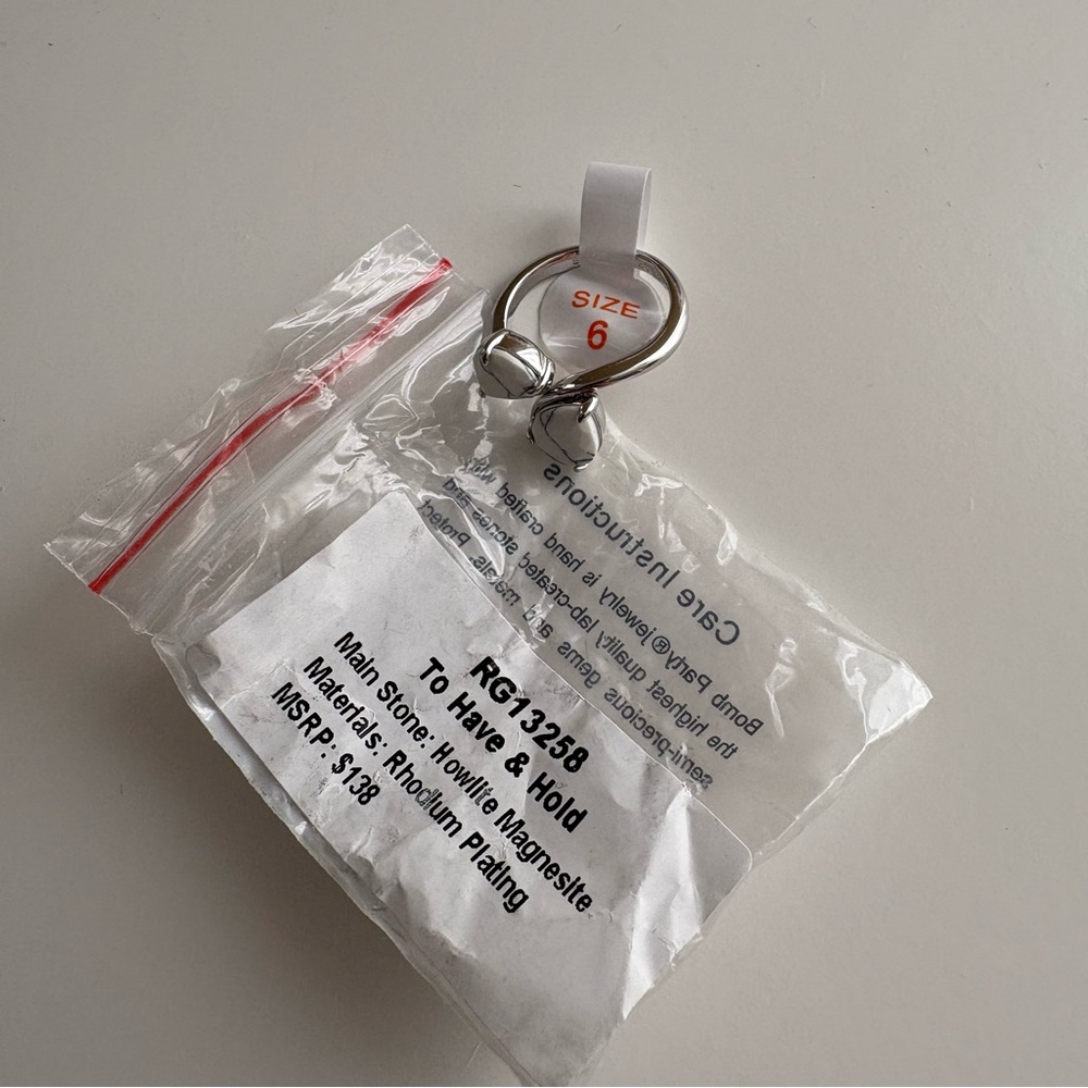 Bomb Party To Have & Hold Ring RG13258 Howlite Magnesite Rhodium Plating - Picture 8 of 8